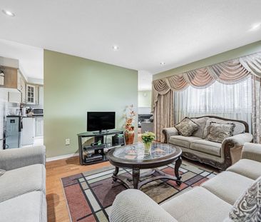For Lease - 356 Laurentian Avenue, Mississauga, Ontario - Photo 6