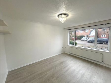 3 bedroom terraced house to rent - Photo 2