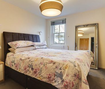 2 bedroom semi-detached house to rent - Photo 5