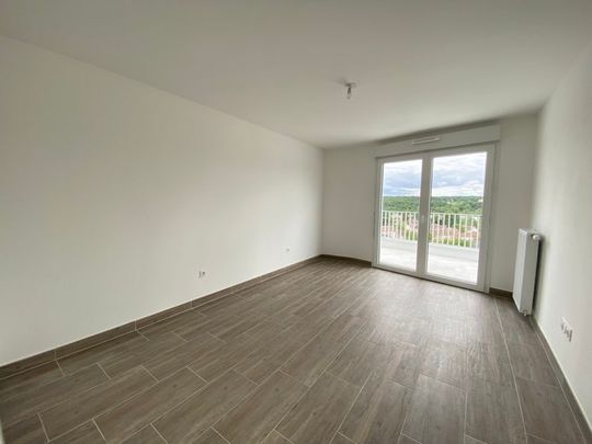 Location Appartement 2 pièces 53m² - Photo 1