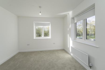3 bedroom semi-detached house to rent - Photo 2