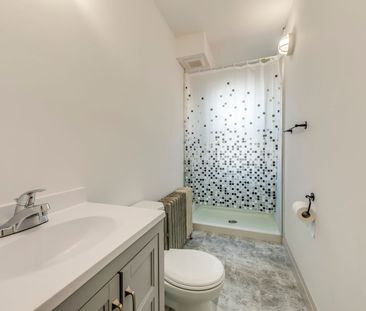 For Lease - 362 Royal York Road Unit# 2, Toronto, Ontario - Photo 2