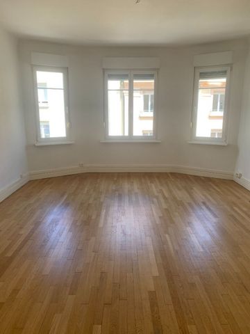 Appartement 4 pièces à Metz-Gare - Photo 2