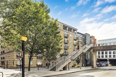 High Timber Street, London - Photo 2