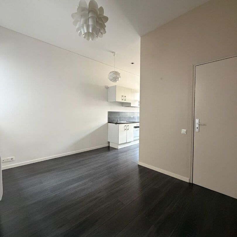 Location Appartement 2 pièces 30m² LILLE 59000 - Photo 1