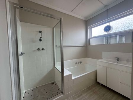 14/12 Fletcher Street, Essendon VIC 3040 - Photo 5