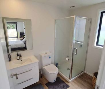 Newly built, 3 bedroom 2 bathroom townhouse. - Photo 5