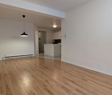 Unit None: Entire unit - Photo 3