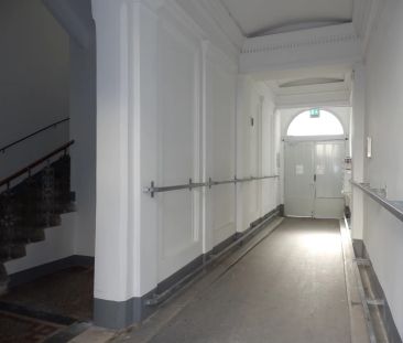 TOLLE HOFSEITIGE 2 Zimmer Altbauwohnung, genau zwischen U6 Thaliast... - Photo 3