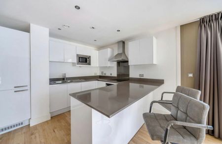 3 Bed Maisonette, Dowells Street, SE10 - Photo 4