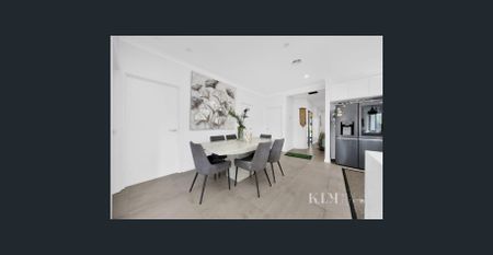 Where Style Meets Space - Photo 3