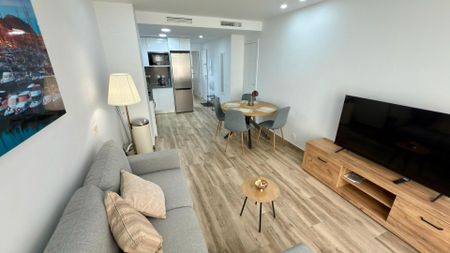 Modern New Apartment in the Heart of Alicante - Photo 5