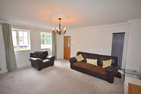 19 Aston Hall Drive, Aston-On-Trent, Derby, DE72 2DD - Photo 3