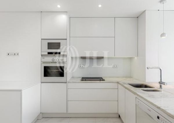 Apartamento T4 em Lisboa