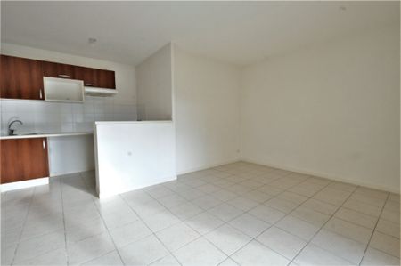 Apartment - Photo 2