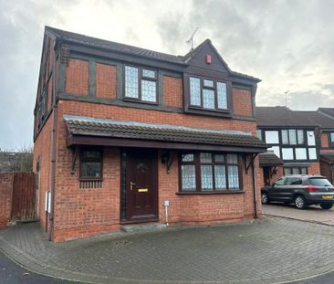 4 bedroom detached house to rent - Photo 2