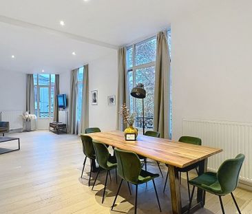 Appartement te huur in Elsene voor € 2.200 met 2 slaapkamers - Foto 3