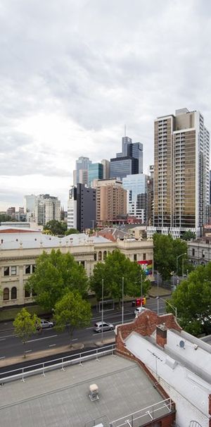 Carlton | Student Living D2 | Studio Penthouse - Photo 1