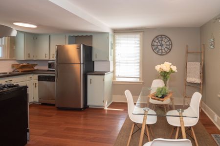 For Lease - 5853 Mcleod Road, Niagara Falls, Ontario - Photo 3