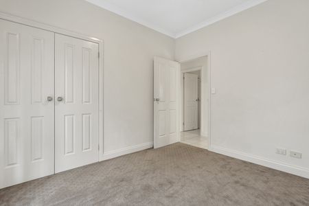 6 Saxon Street, Clovelly Park SA 5042 - House For Rent | Domain - Photo 5