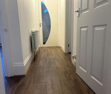 2 bedroom ground floor flat to rent - Photo 1