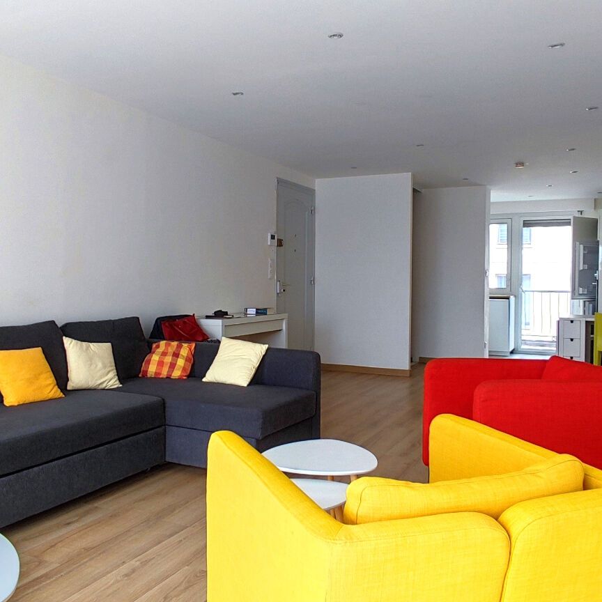 Location Appartement 3 pièces 71m² AVIGNON 84000 - Photo 1