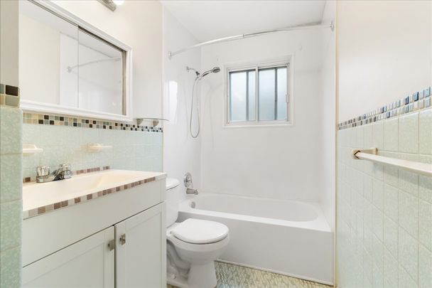 Rue Bernard, H8N 1V8, Montréal - Photo 1