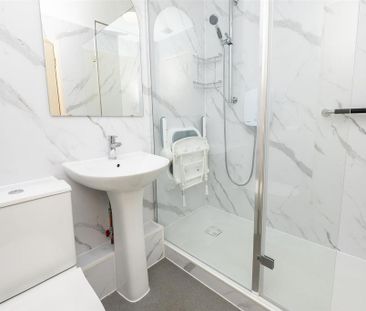 2 bedroom terraced house to rent - Photo 6