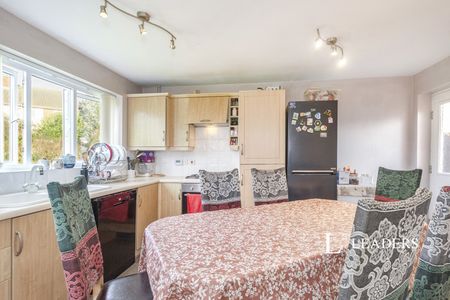 property to rent Ambleside Way, Leicester, Leicestershire, LE2 - Photo 4