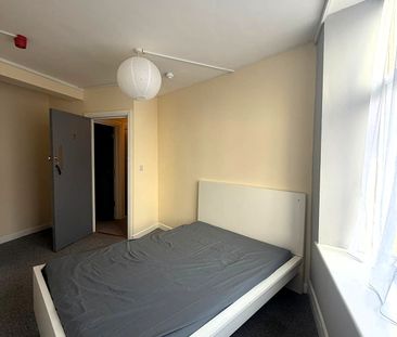 £450 PCM, All Bills and Wi-Fi Included, Furnished Room in a Shared ... - Photo 1