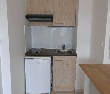 Location Appartement 2 pièces 42m² MONTPELLIER 34000 - Photo 4