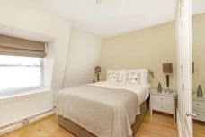 3 bedroom flat to rent - Photo 2