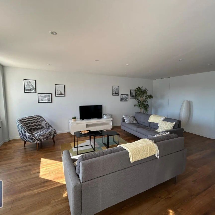 Appartement à louer 3 pièces 145m² - Photo 1