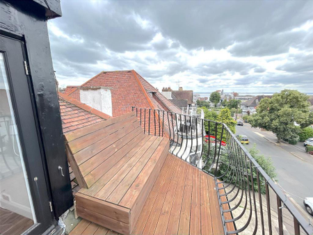 1 bedroom flat to rent - Photo 3