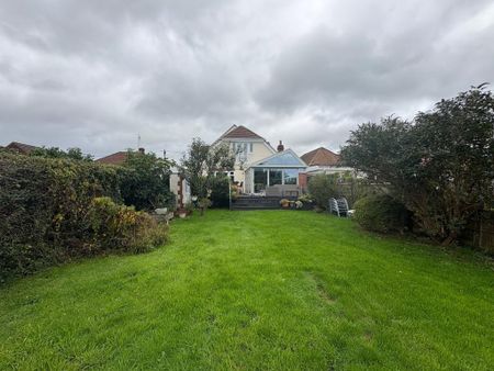 4 bedroom detached house to rent - Photo 5