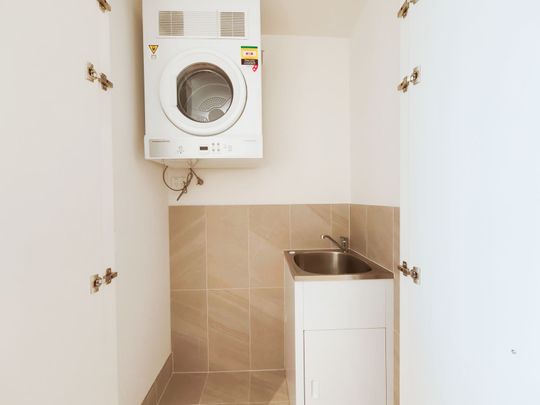Near New 2-Bedroom Sekisui Lumia Apt - Walk to Bella Vista Public School and Norwest Metro - Photo 1