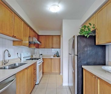 For Lease - 56 Collis Drive, Aurora, Ontario - Photo 4