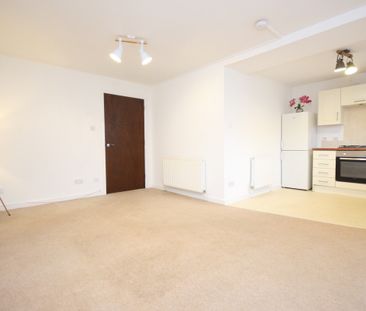 Wellington Street, Wishaw, ML2 - Photo 1