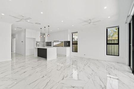 Home For Rent - Photo 5