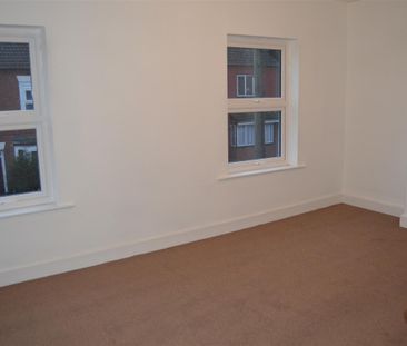 2 bedroom house - terraced to rent - Photo 6