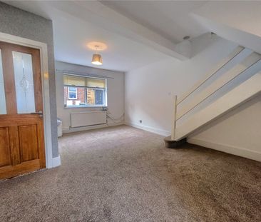 2 bed terraced house to rent in Chapel Street, Middlesbrough, TS6 - Photo 1