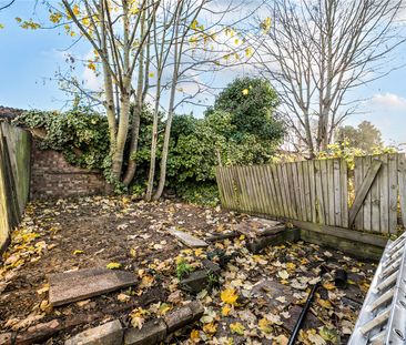 Scotland Green Road, EN3, Enfield - Photo 6