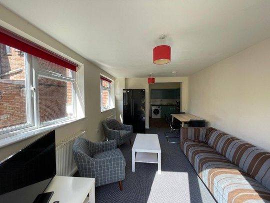 6 bedroom house share to rent - Photo 1