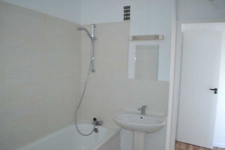 Location Appartement 3 pièces 58m² - Photo 4