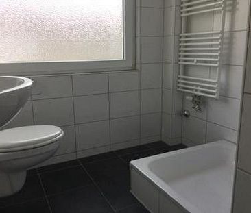 Schöne Wohnung in zentraler und dennoch ruhiger Lage! - Foto 2