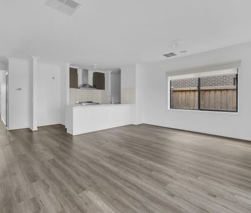 THREE BEDROOM HOME - Photo 3
