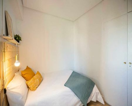 Calle del Conde de la Cimera, Madrid, Community of Madrid 28040 - Photo 3