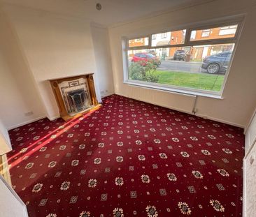 Kensington Drive, Bury - Photo 1