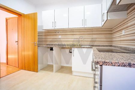 Apartment T2 in Caparica e Trafaria, Almada - Foto 3
