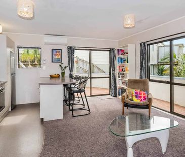 2 Bedroom Home for Rent - Handy Location - Photo 1